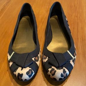 Beautiful Christian Siriano leopard print flats